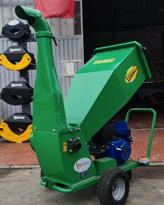 cippatore a  motore 15 hp