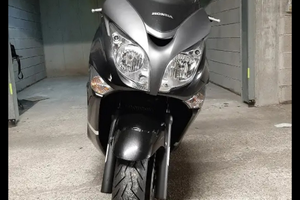 Honda SW-T 400 ABS 2010