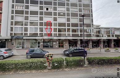 Negozio Rende [Cod. rif 3269530ACG] (Roges)