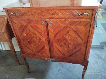 Credenza 