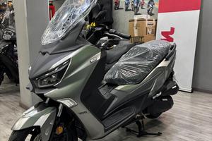 Sym Joymax 300 z+ in pronta consegna