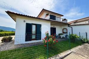 VILLA SINGOLA A CALVI DELL'UMBRIA