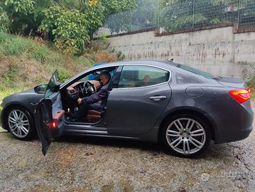 MASERATI Ghibli V6 Diesel 275 CV