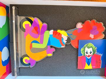 Statua - Kiss in Motion di Marco Lodola