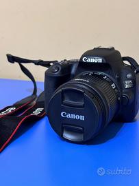 Canon EOS 200D + obbiettivo 18-55 mm