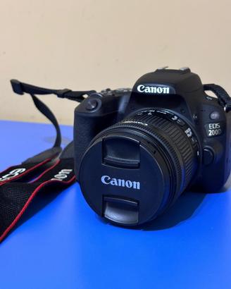 Canon EOS 200D + obbiettivo 18-55 mm