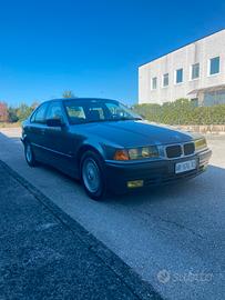 BMW E36 318i