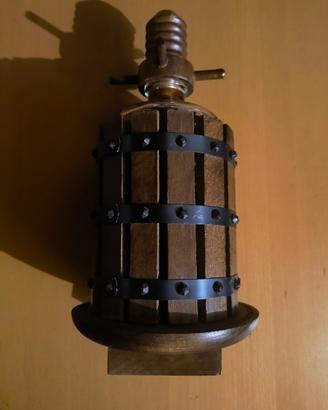 Bottiglia di Whisky decorativa a Botte.