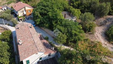 TER. AGRICOLO A GUBBIO