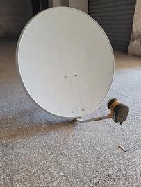 Antenna satellitare