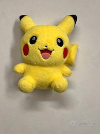 Peluche Pokémon Pikachu