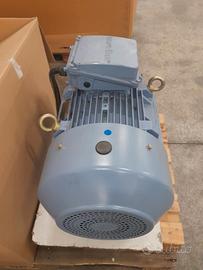 Motore elettrico trifase