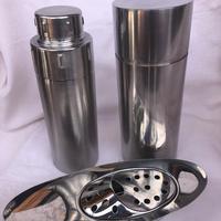 Shaker Design Giò Ponti e Arne Jacobsen