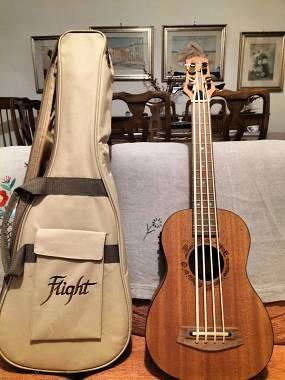Basso Ukulele Flight 
