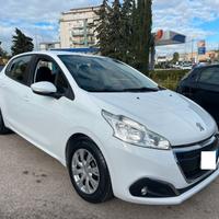 Peugeot 208 BlueHDi 75 5 porte Allure