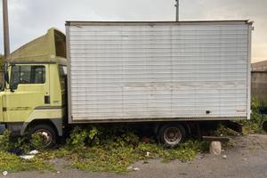 camion  NISSAN