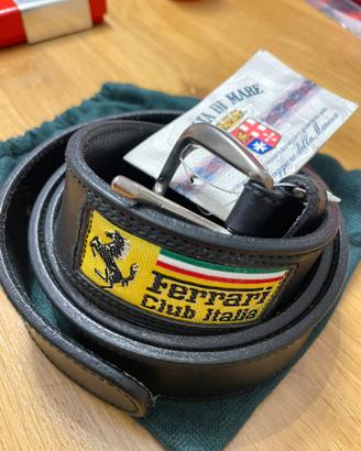Cintura vintage in pelle nera Ferrari
