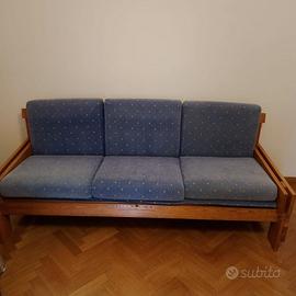 divano in legno massello