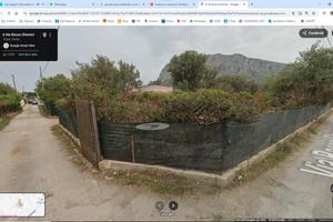 Villa con ampio giardino