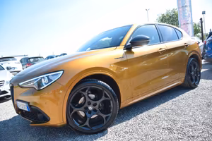 Alfa Romeo Stelvio ALFAROMEO Q4 VELOCE GT JUNIOR 2