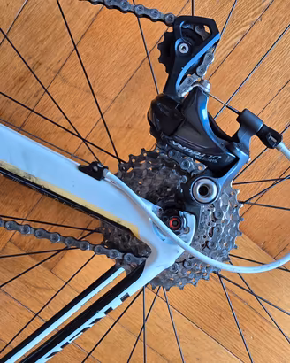 bici Trek Domane 4.7 carbonio da riparare