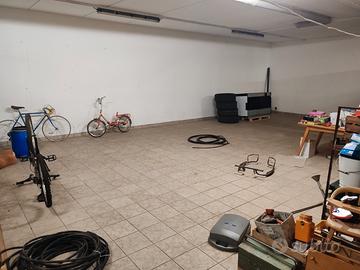 Magazzino di 80mq leggi tutto