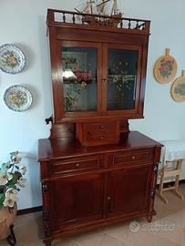 Credenza in noce e ciliegio