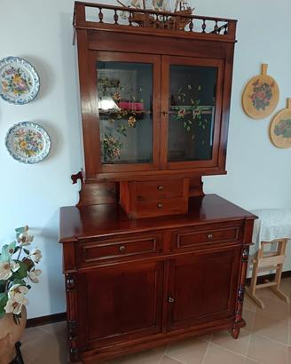 Credenza in noce e ciliegio