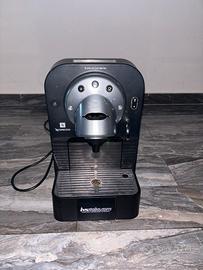 Macchina del caffe nespresso