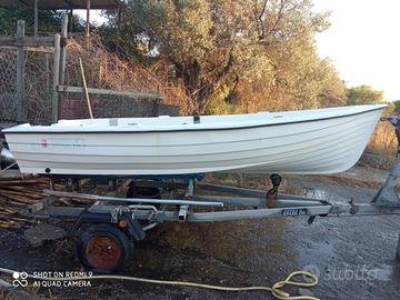 Barca in Vetroresina