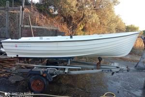 Barca in Vetroresina