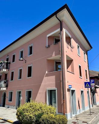 SPLENDIDO APPARTAMENTO SU DUE LIVELLI ARREDATO ...