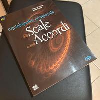 Enciclopedia Comparata delle Scale e degli Accordi