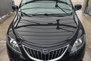 Lancia Y 1.0 70cv Hybrid Gold - Agosto 2022