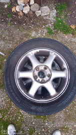 Cerchio in lega Volvo 5 fori 6,5j x 15 et 43