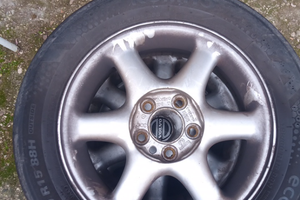 Cerchio in lega Volvo 5 fori 6,5j x 15 et 43