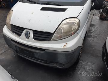 renault traffic per pezzi di ricambio