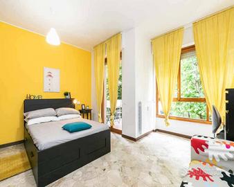 Stanza in appartamento di 103 m² a Vimodrone