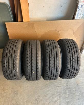 Gomme invernali 195 45 16
