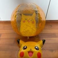 palla gonfiabile e maschera pikachu