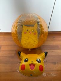 palla gonfiabile e maschera pikachu