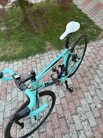 Bicicletta da corsa bianchi