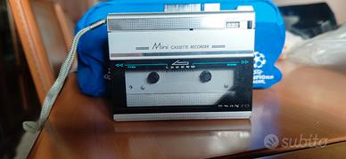 CASSETTE TAPE RECORDER "SANYO M1120