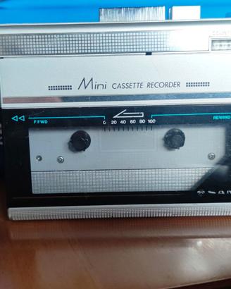 CASSETTE TAPE RECORDER "SANYO M1120