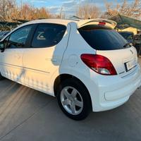 Peugeot 207 5p 1.4 95 CV 74.900 KM