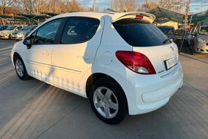 Peugeot 207 5p 1.4 95 CV 74.900 KM