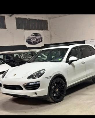 Porsche Cayenne diesel V6 GTS 3000 cc