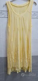 Abito in pizzo giallo