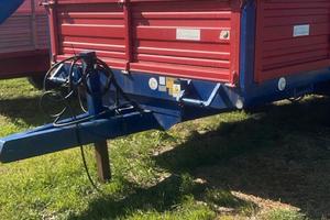 Rimorchio per trattore