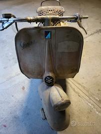 Vespa Faro Basso 